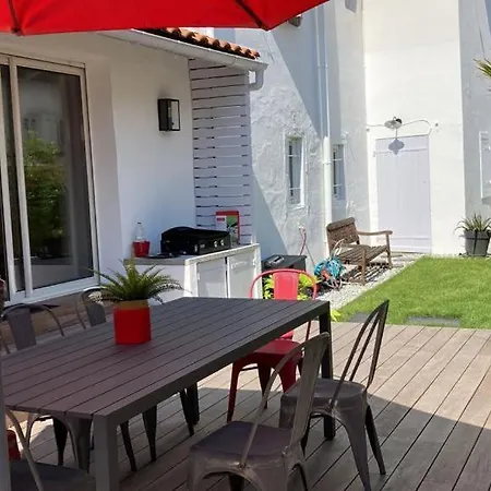 Willa Charmante Maison Centre - Parking & Jardin Biarritz
